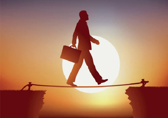 عقل مند دنیا دار